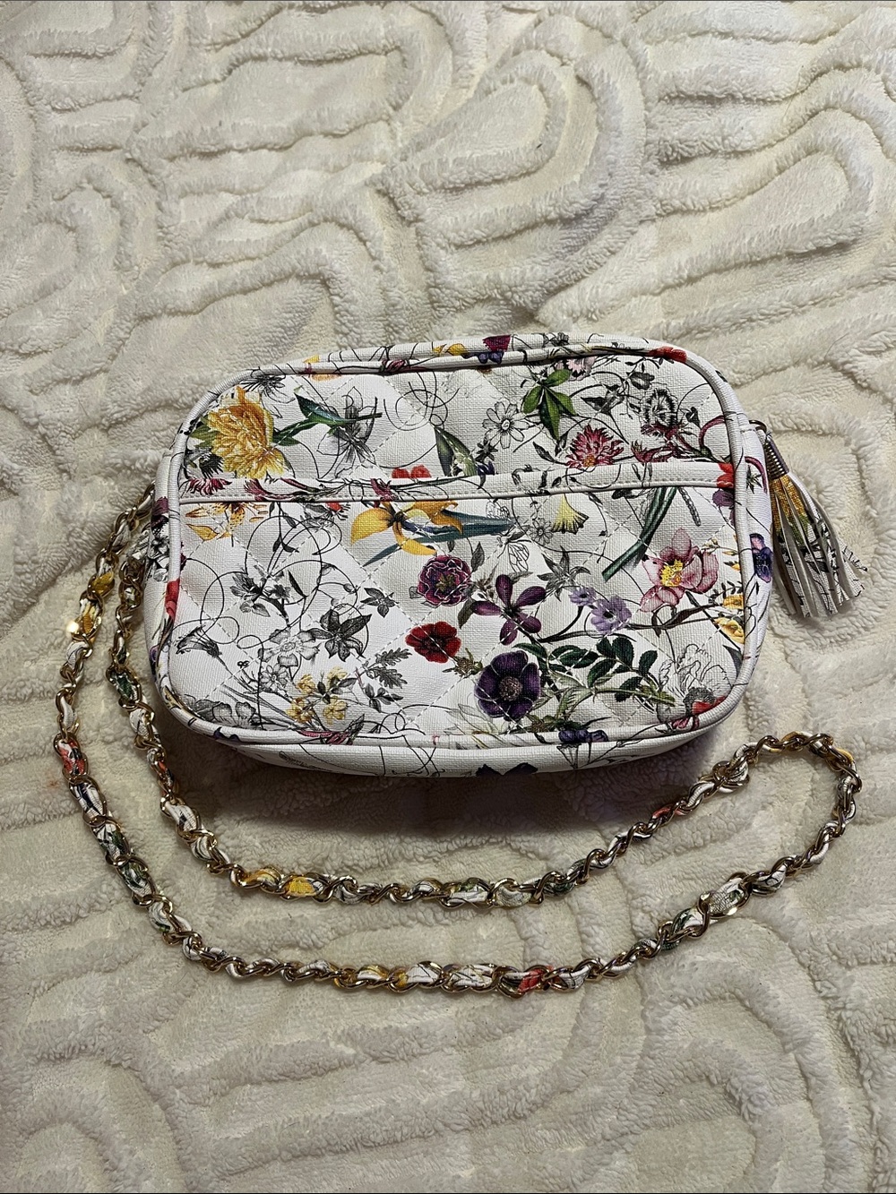 Floral Print White Shoulder Bag with Gold Chain Strap